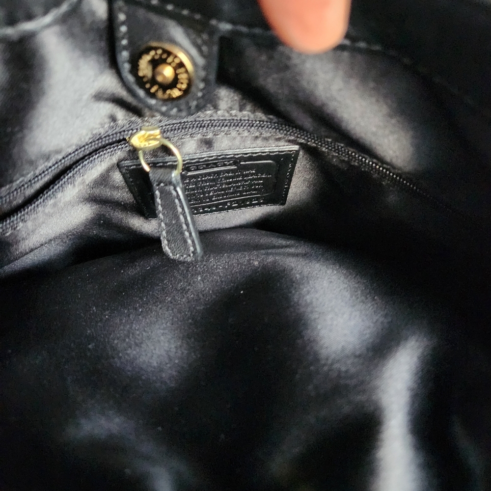 Coach Black Ashley Leather Hobo Bag EUC - Picture 5 of 11